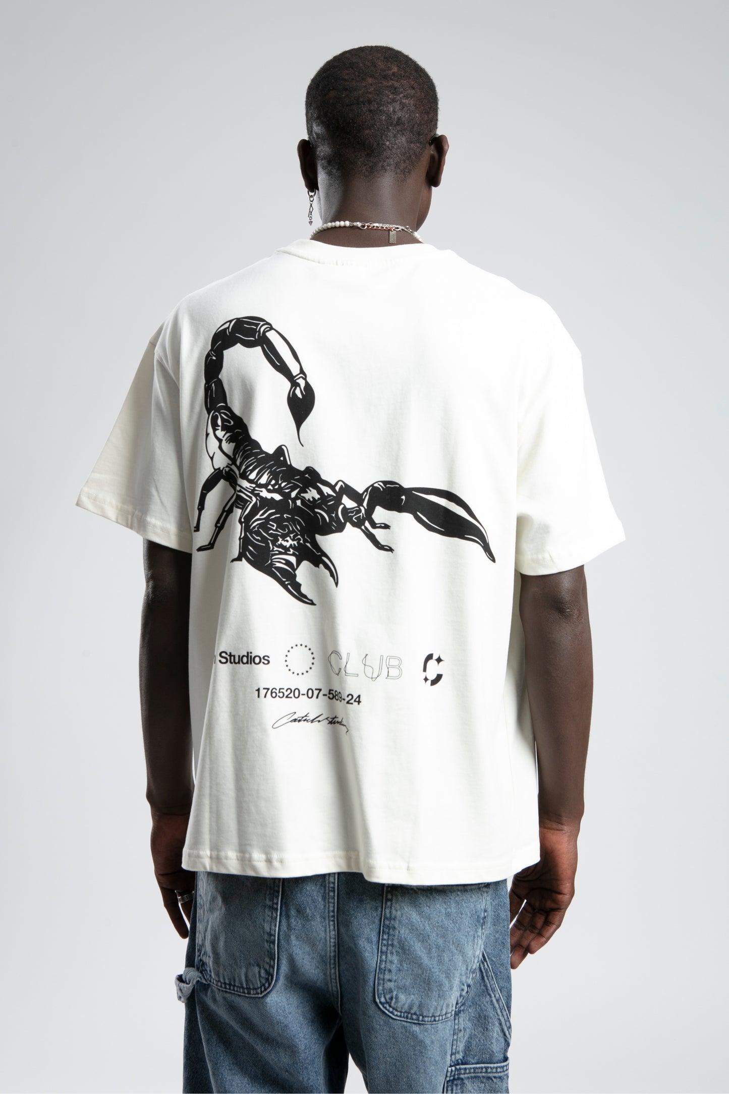 T-shirt - Scorpion - Beige