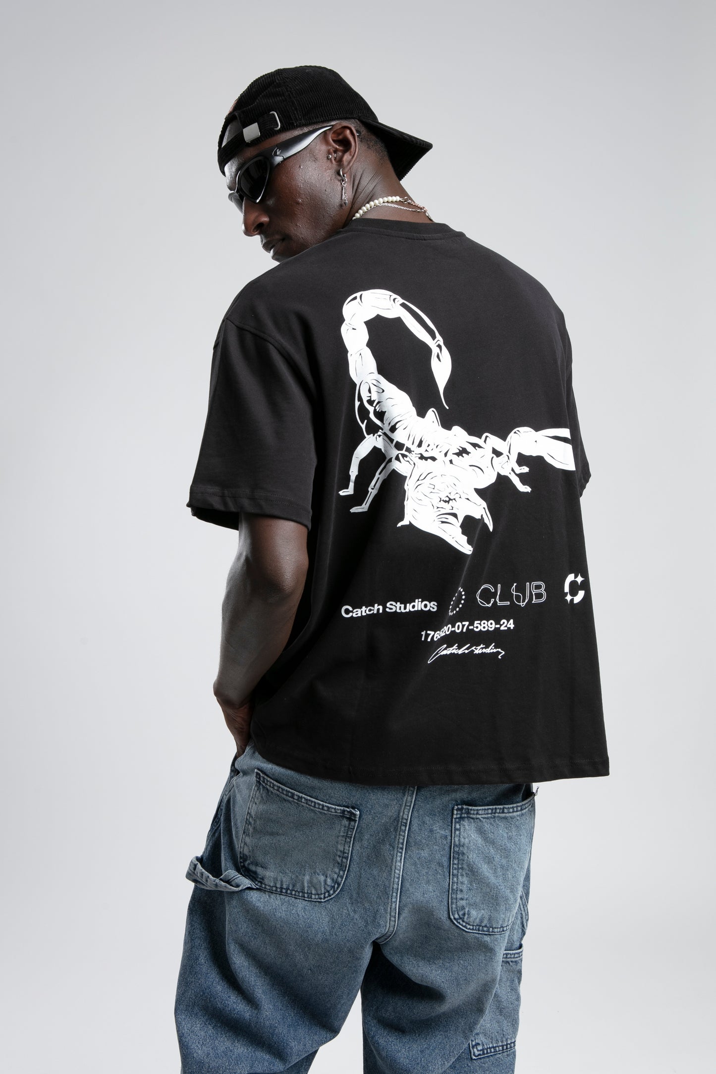 T-shirt - Scorpion - Black