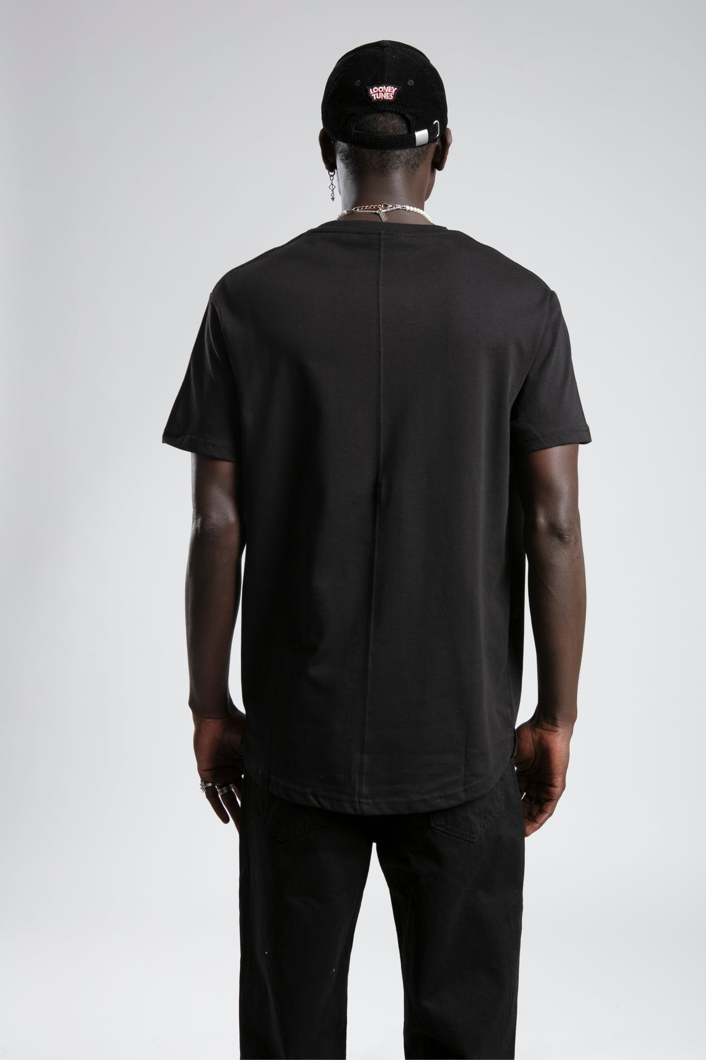 T-shirt - Modern Minimalism - Black